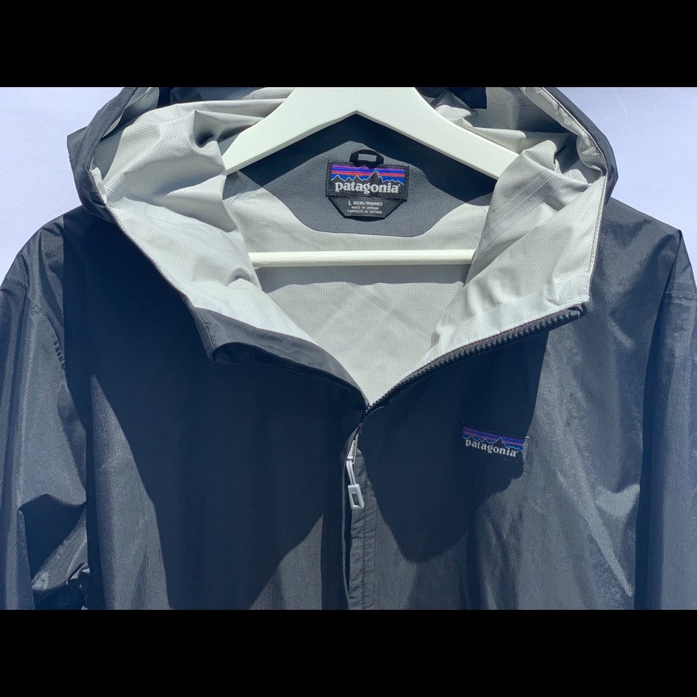 Patagonia Torrentshell 3L Jacket uses 3-layer H2No